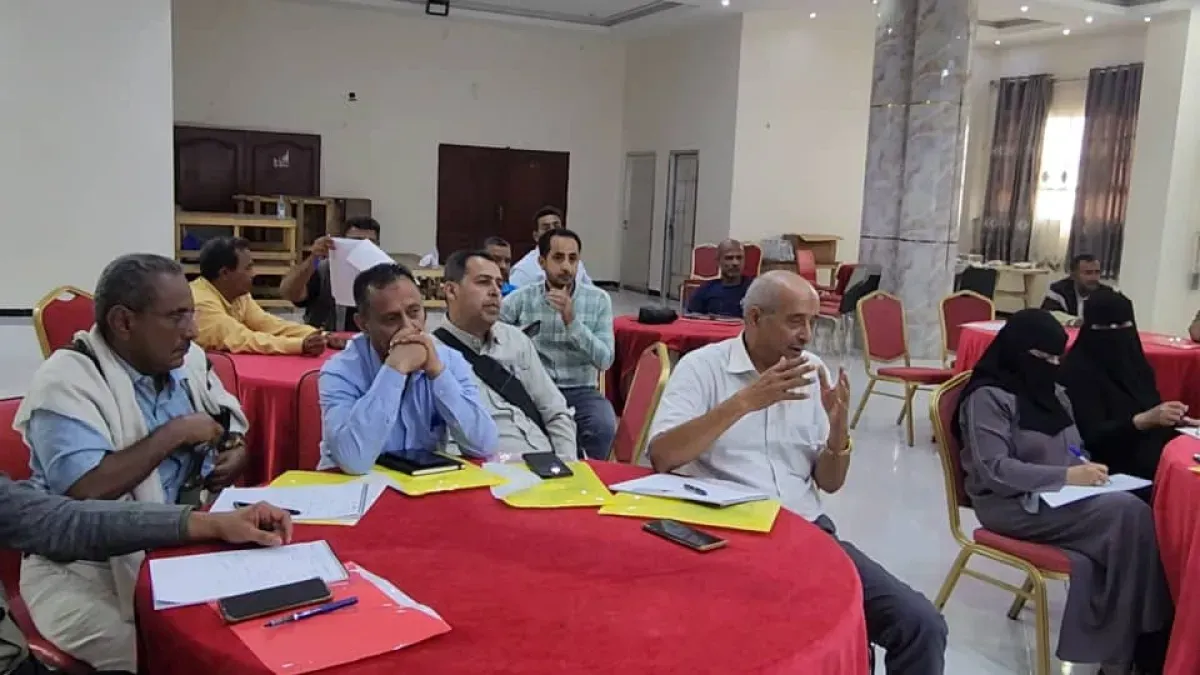 مدير عام المخا يطلق ورشة عمل لتطوير خدمات المياه والإصحاح في المناطق الريفية