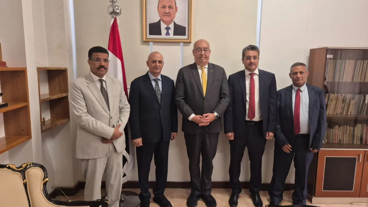 مسؤولون يمنيون يبحثون مع اليونسكو توسيع التعاون في التعليم والثقافة وحماية التراث