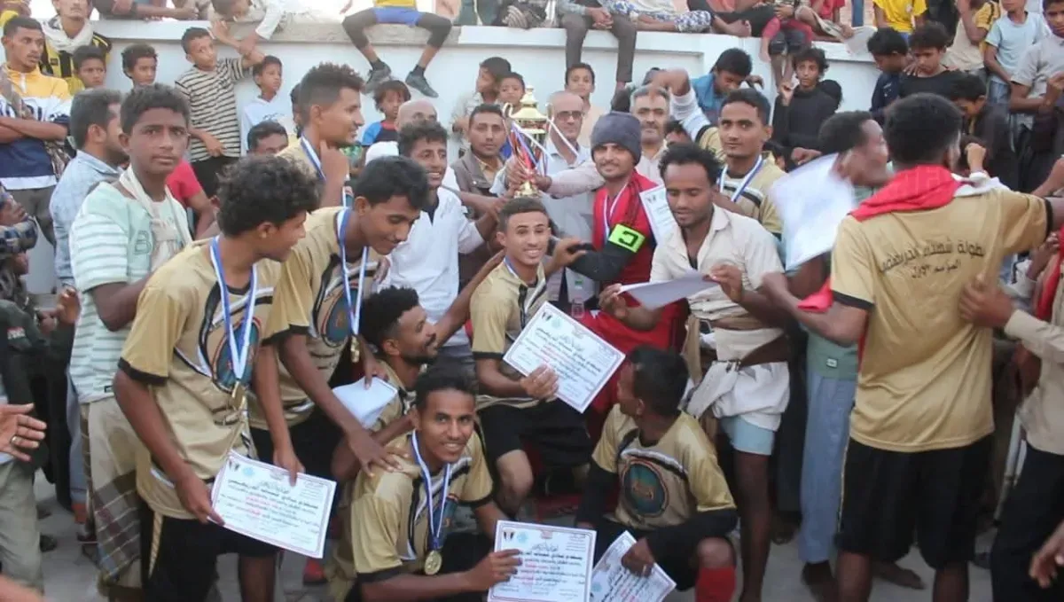 ناشئو الدريهمي يُتوجون بكأس دوري "شهداء الدريهمي" في نسخته الأولى بالخوخة