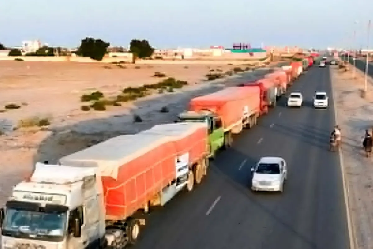 تدشين توزيع أكثر من 17 ألف سلة غذائية لمنتسبي التربية والتعليم في عدن بدعم سعودي