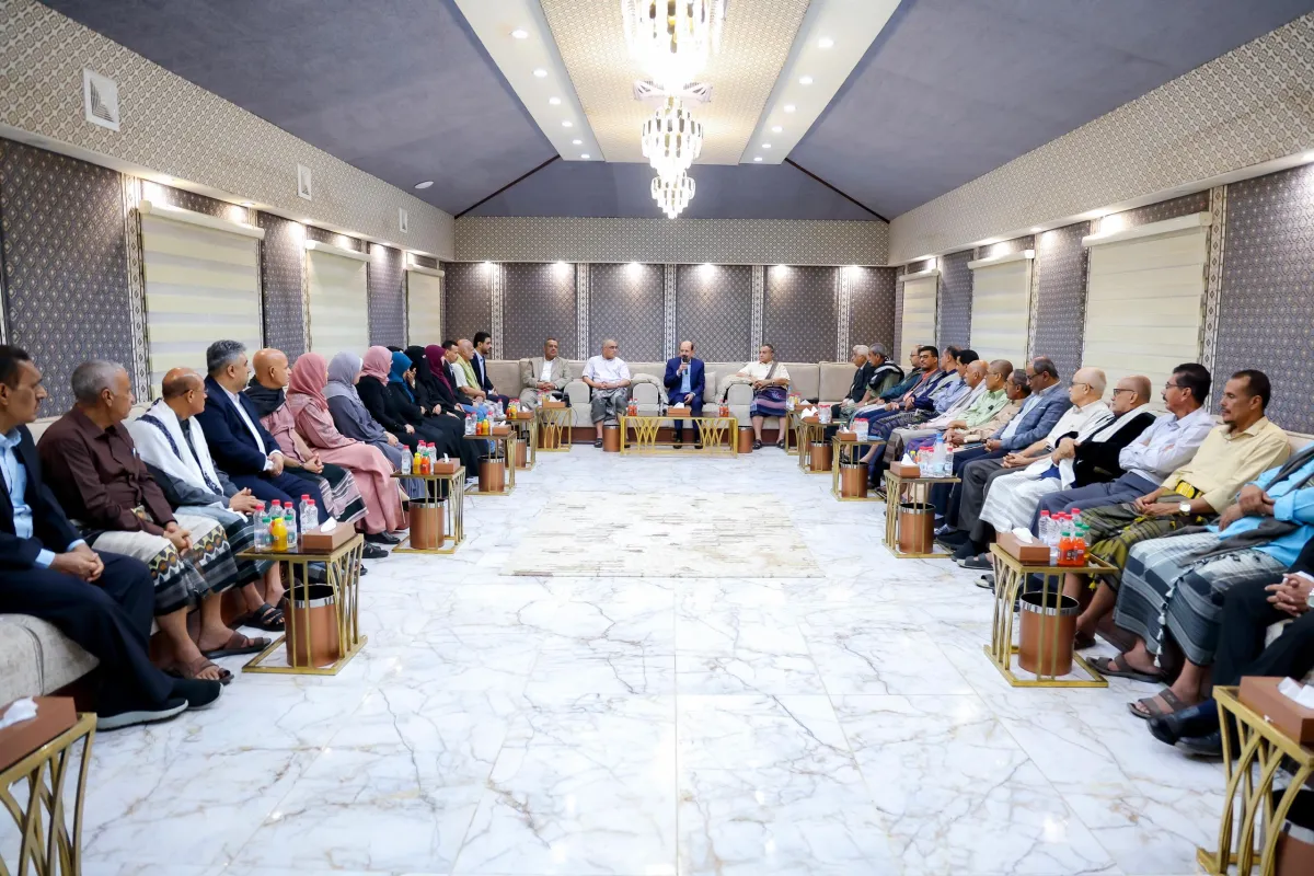 رئيس الوزراء: لا تعافي في اليمن دون إصلاح جذري لمنظومة التعليم