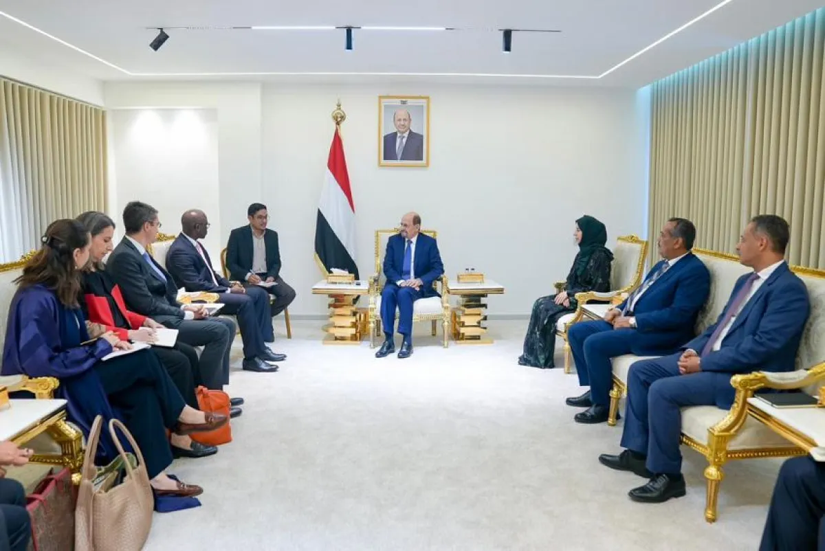 البنك الدولي يجدد التزامه بدعم اليمن خلال لقاء مع رئيس الوزراء في عدن
