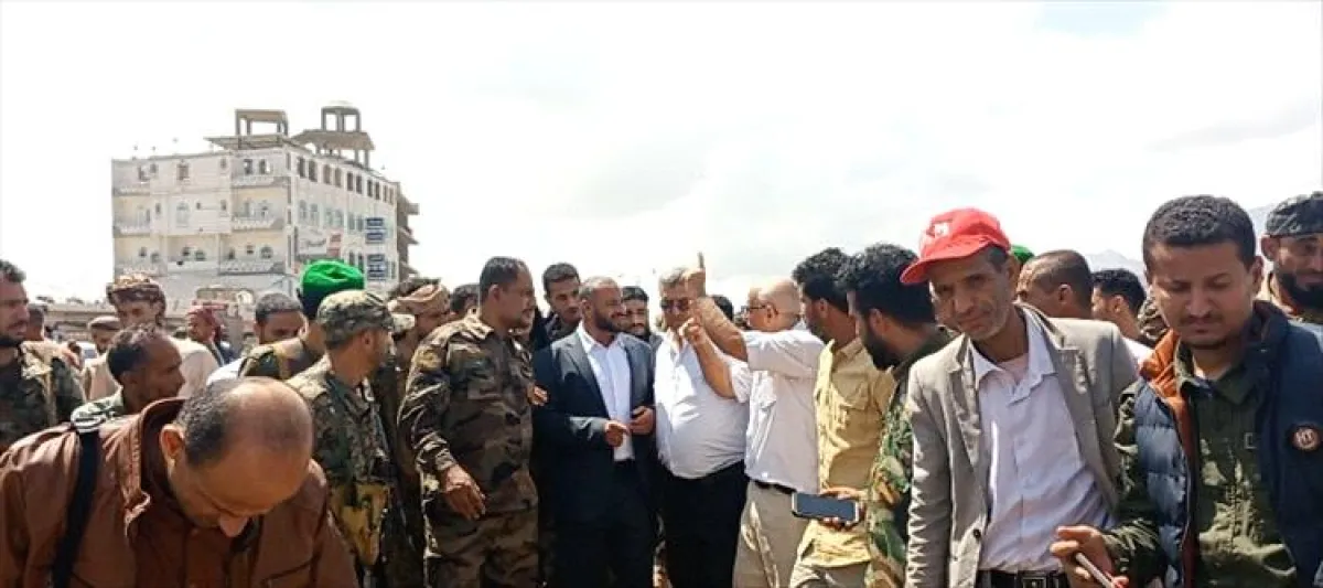 محافظ الضالع يدشن مشروع "جولة سناح" والطرق المرتبطة بها ويبحث تطوير الأداء القضائي