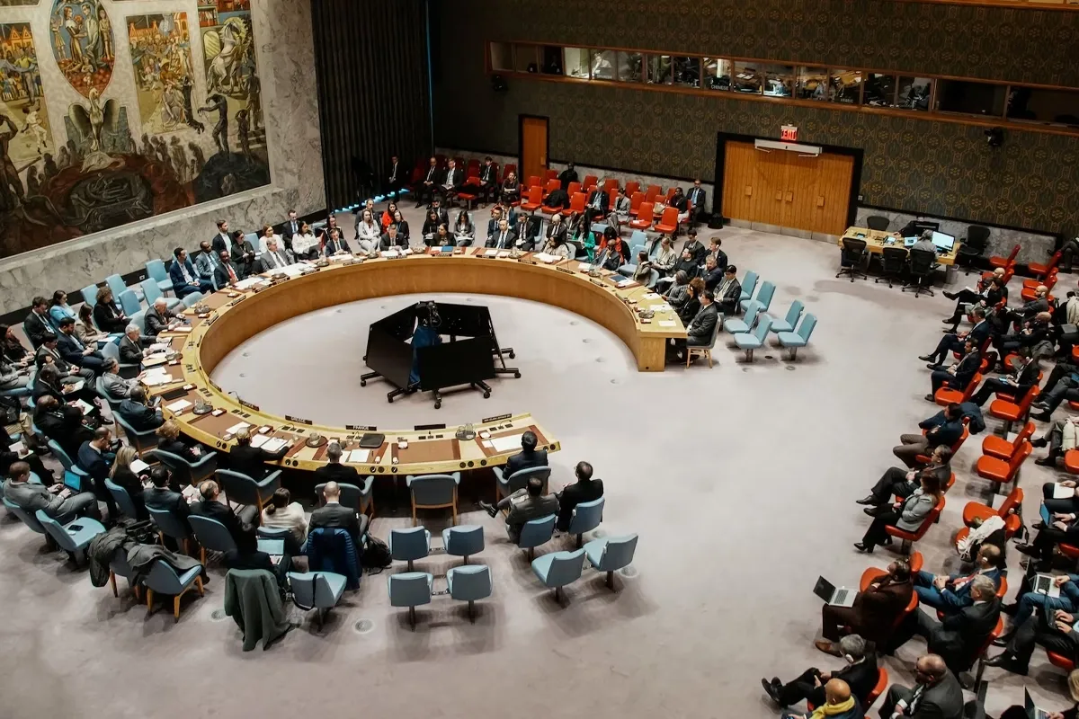 مجلس الأمن يصوت على مشروع قرار لتأمين الملاحة في "مضيق هرمز" وسط خلافات حول استخدام القوة