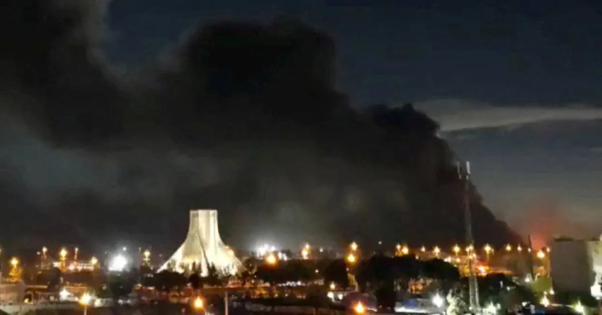 هدنة على الورق.. إيران تطلق 124 هجوماً جوياً بعد إعلان وقف إطلاق النار