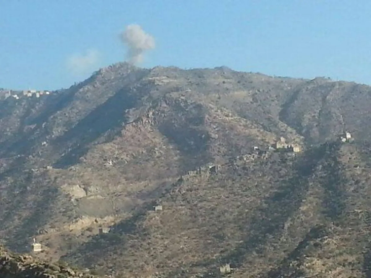 ضربة استباقية تستهدف قيادات حوثية وإيرانية وتُفشل مخططاً لإنشاء منصة صاروخية قرب باب المندب (تفاصيل)