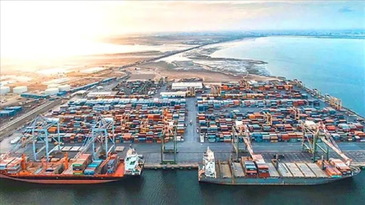 النقل تُقر لائحة جديدة تُلزم السفن والموانئ بمتطلبات الأمن والسلامة الدولية