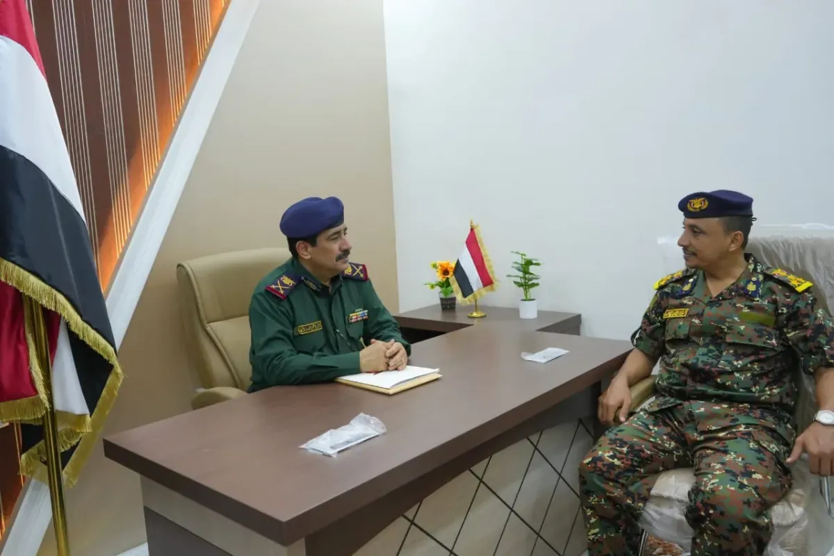 وزير الداخلية يطّلع على الأوضاع الأمنية في محافظة الحديدة