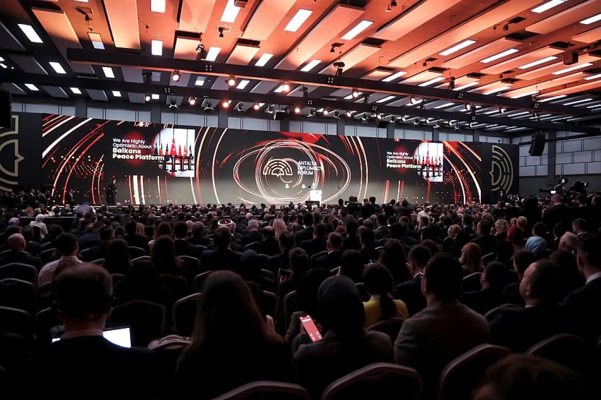 الزنداني يشارك في منتدى أنطاليا ويجري لقاءات دولية لبحث دعم اليمن وتعزيز الشراكات