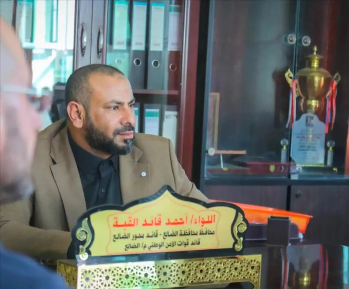 السلطة المحلية في الضالع تدين الهجوم على مبنى المحافظة ومحاولة اغتيال المحافظ وتتوعد بملاحقة المتورطين