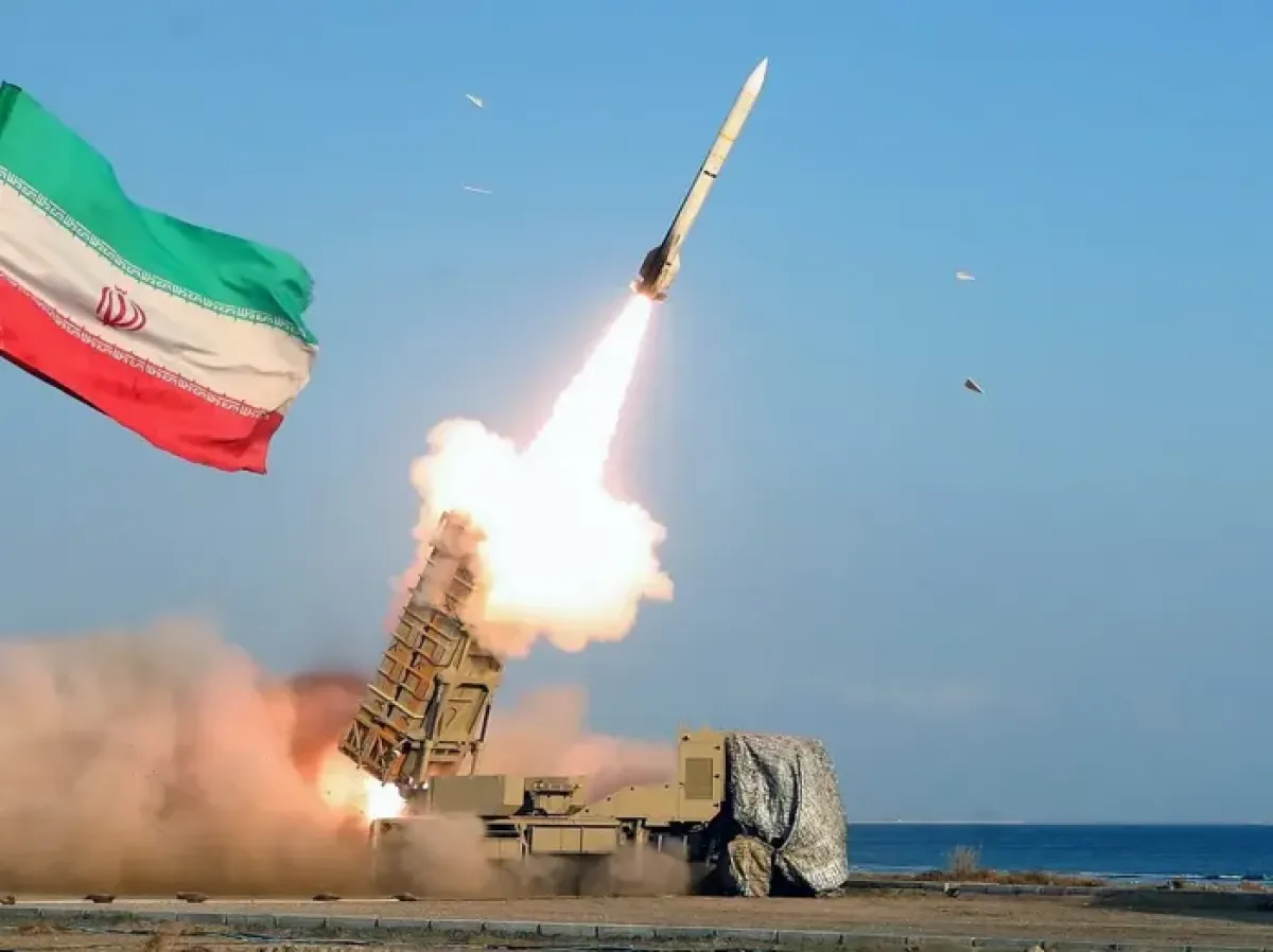 من يدير إيران؟.. تقرير يكشف صراع الأجنحة داخل النظام