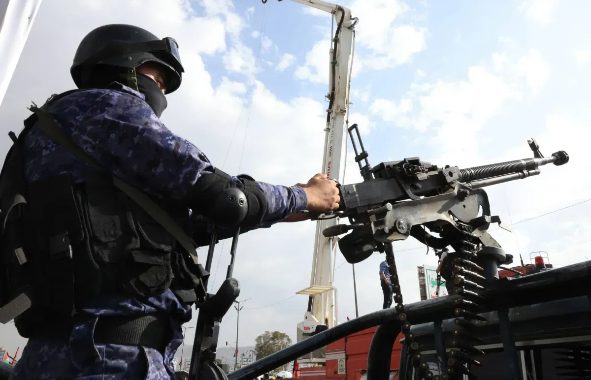 تقرير حقوقي يوثق 150 حالة اختطاف ويكشف عن سجون سرية للحوثيين في إب