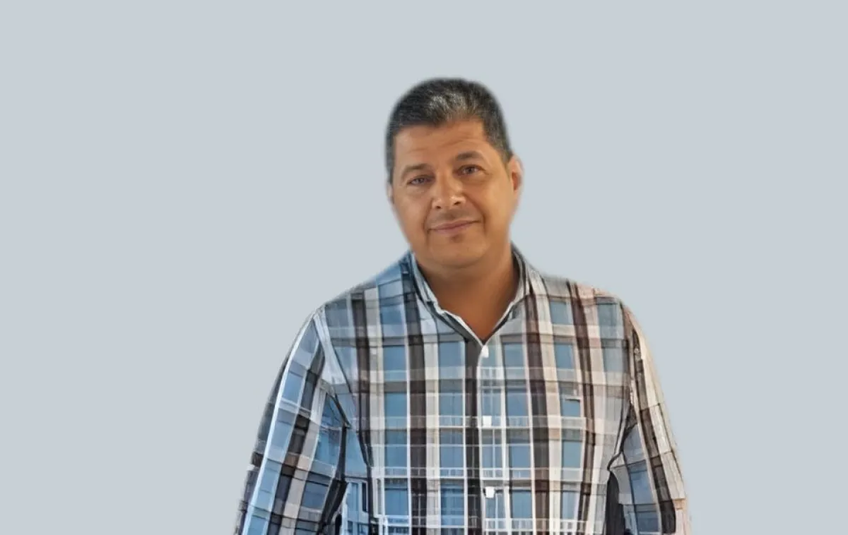 الحوثيون يوسعون سطوهم على ممتلكات الصحفي المعمري باستحداثات جديدة داخل أرضه بصنعاء