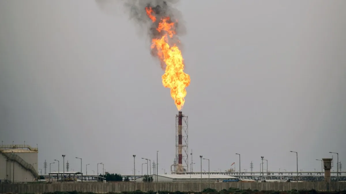 "ناشونال إنترست": قطاع النفط العراقي رهينة في يد وكلاء المرشد