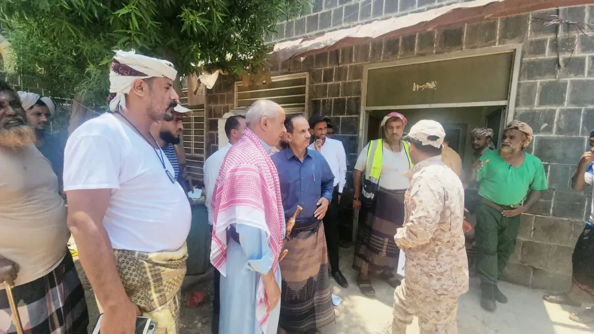 مستشفى المخا العام يتسلم مبنى المستشفى الميداني من قوات العمالقة