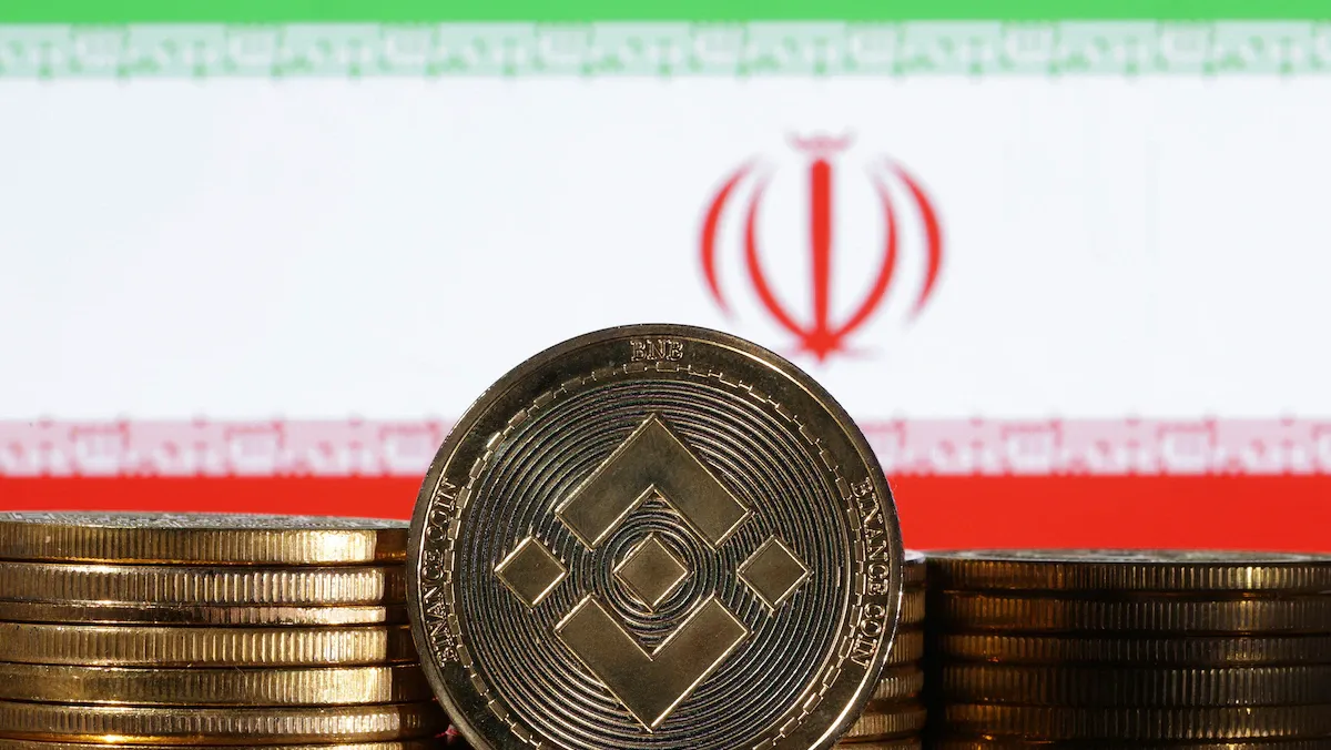 تحقيق يكشف: منصة إيرانية للعملات الرقمية مرتبطة بعائلة نافذة تُستخدم للالتفاف على العقوبات وتمويل جهات بينها الحوثيون