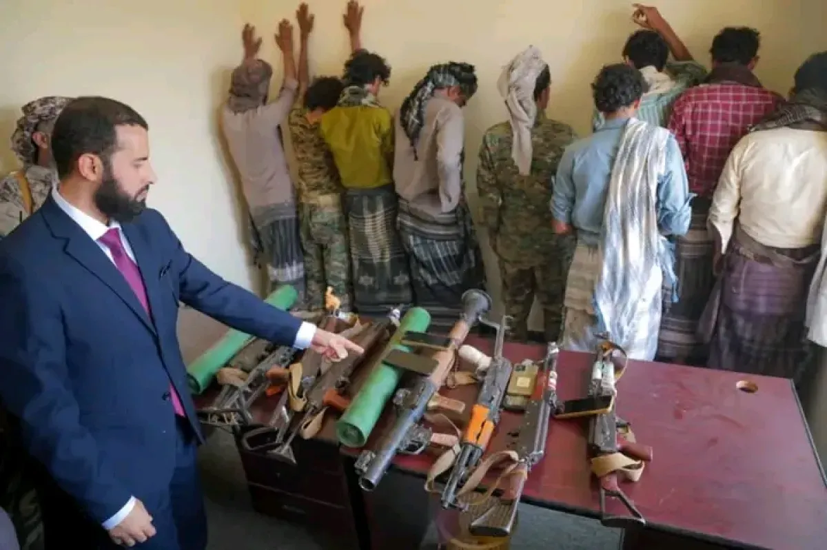 محافظ أبين يقود حملة أمنية تنهي تقطعًا لفرض الجبايات وتضبط المتورطين