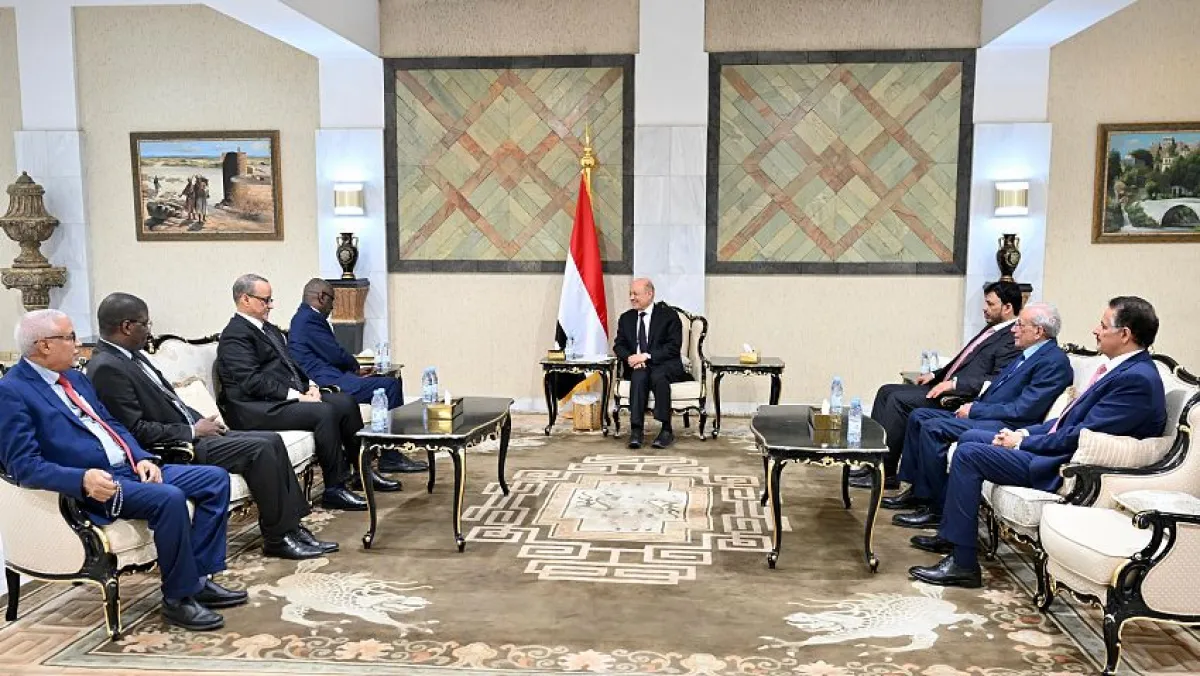 العليمي: إيران مشروع فوضى والرهان على اعتدالها يقود لمزيد من التصعيد