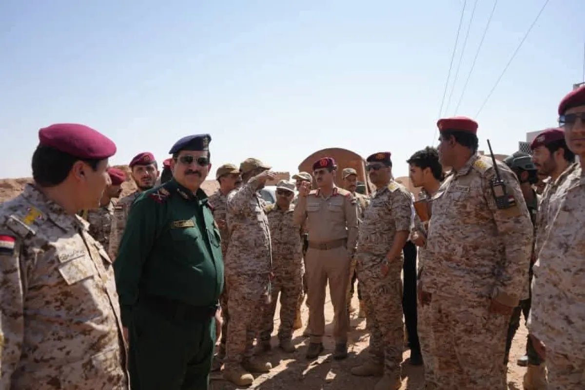 وزيرا الدفاع والداخلية يتفقدان منفذ الوديعة ويؤكدان رفع الجاهزية الأمنية والعسكرية