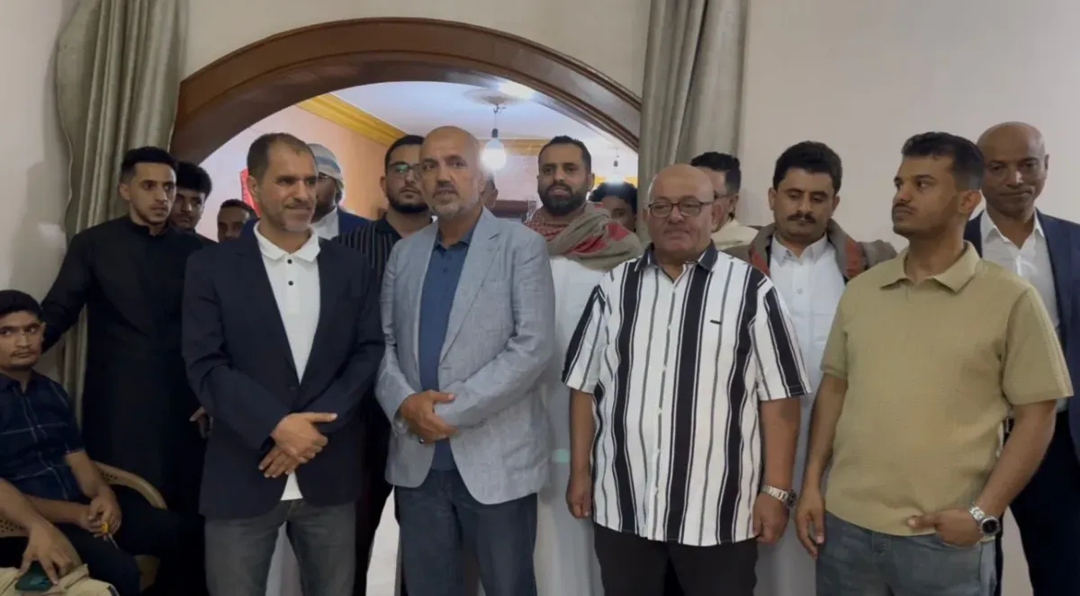 بتكليف من الفريق طارق صالح.. وفد من المقاومة الوطنية يعايد جرحى الساحل الغربي في مصر