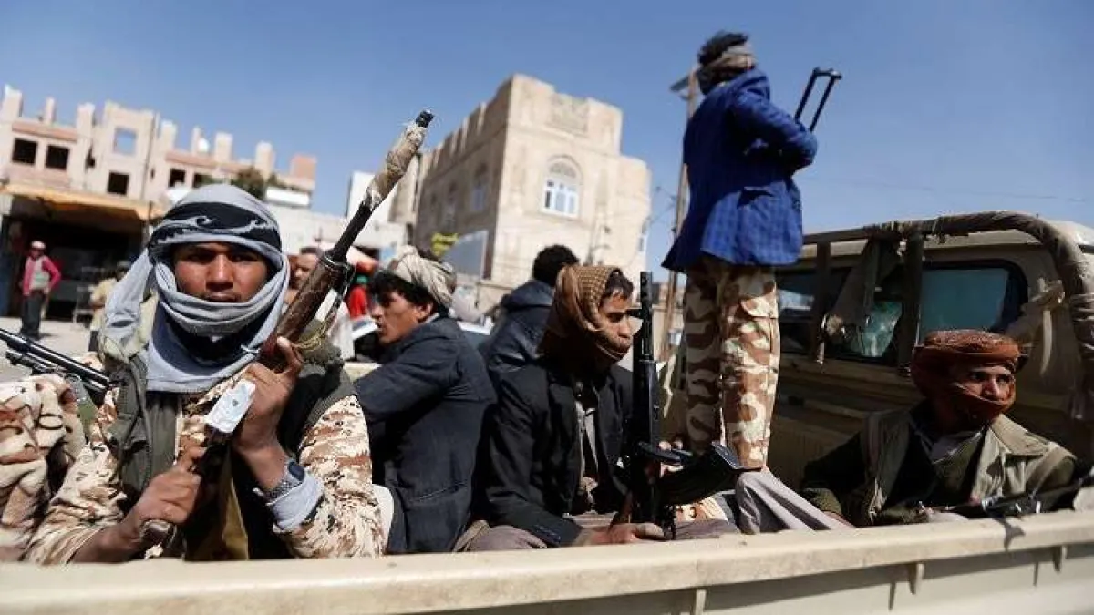 الحوثيون يحاصرون قرية في إب ويختطفون مواطنين بسبب صلاة الغائب على الرئيس هادي