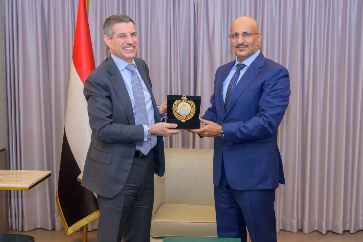 طارق صالح يلتقي السفير الأمريكي لتوديعه مع انتهاء فترة عمله ويشيد بدوره في تعزيز الشراكة بين البلدين