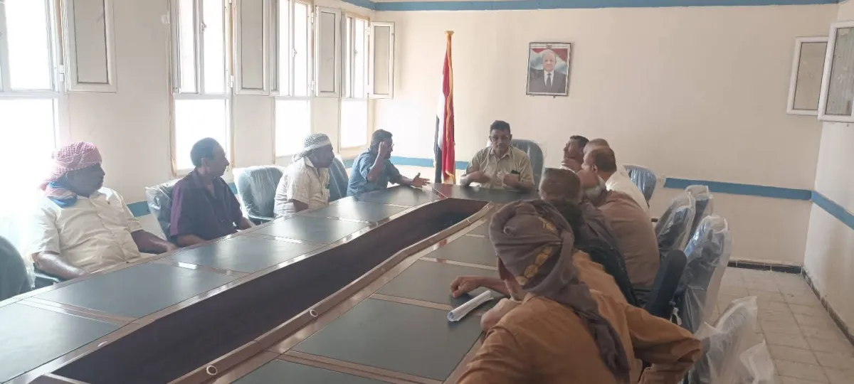 تربية الحديدة يناقش الترتيبات الفنية والأمنية لامتحانات الثانوية العامة