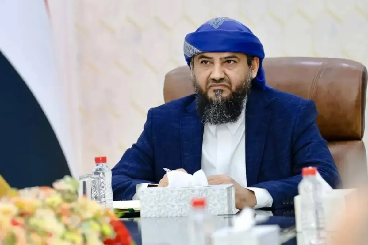 المحرمي يؤكد أولوية تطوير منظومة الحماية الاجتماعية وتحسين خدمات الفئات الأكثر احتياجاً