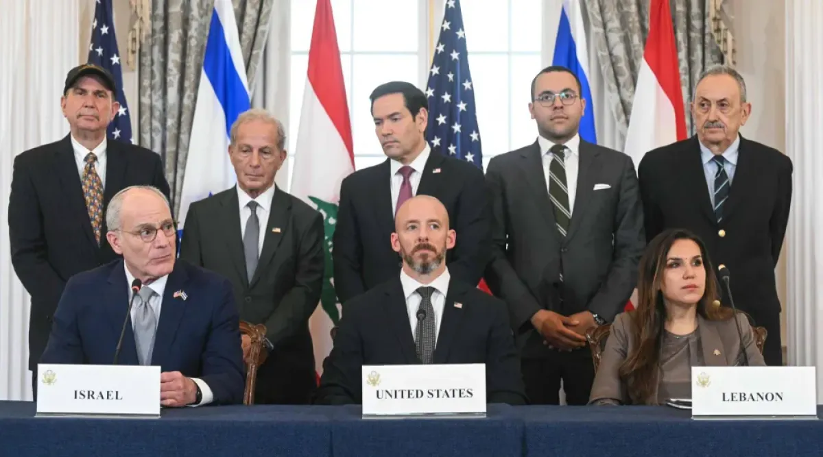 برعاية أمريكية.. لبنان وإسرائيل يوقعان اتفاقاً إطارياً يمهد لسلام دائم وسط اشتراط نزع سلاح حزب الله