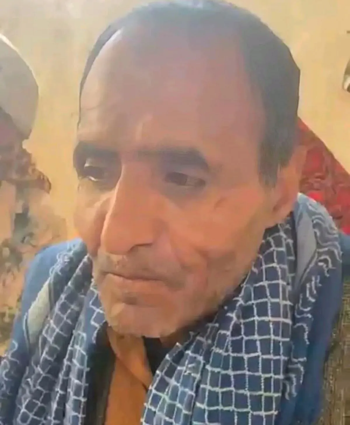 مقتل معلم من أبناء تعز طعناً داخل مدرسة في عمران بعد أكثر من عقدين من العمل التربوي