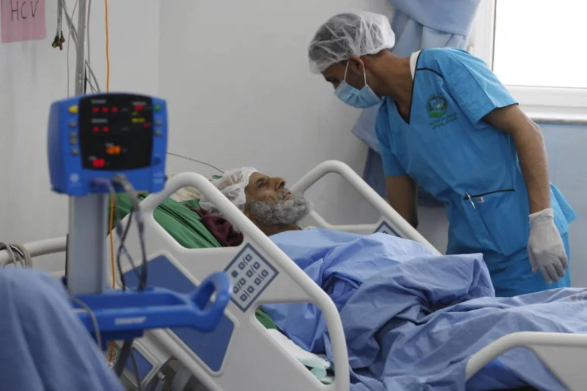إب.. الحوثيون يبيعون الأنسولين المجاني في السوق السوداء ويحرمون مرضى السكري