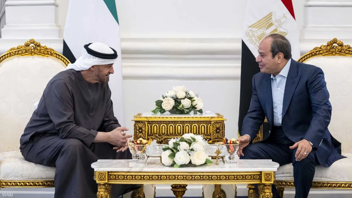 محمد بن زايد والسيسي يبحثان تطورات المنطقة ويؤكدان تعزيز التنسيق المصري الإماراتي