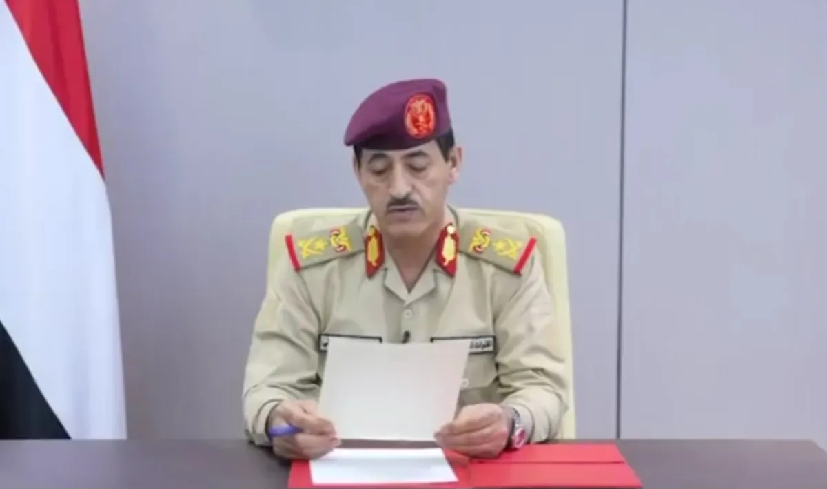 القوات المسلحة تتعهد برد حازم عقب اختراق إيراني جديد للأجواء اليمنية