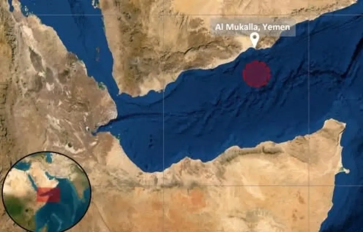 المركز البحري في عدن: مؤشرات على اختطاف ناقلة مواد كيميائية في خليج عدن وتغيير مسارها نحو السواحل الصومالية