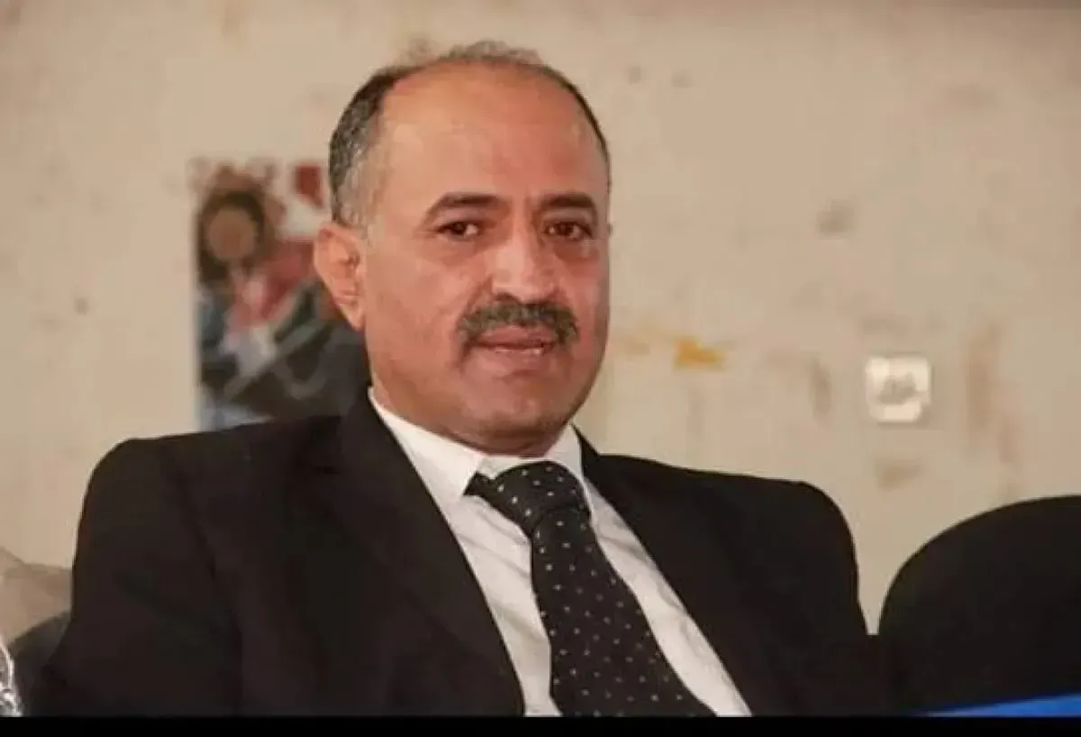 معزب: الحكومة أحسنت إدارة الأزمة الأخيرة وأفشلت محاولة فرض الطيران الإيراني