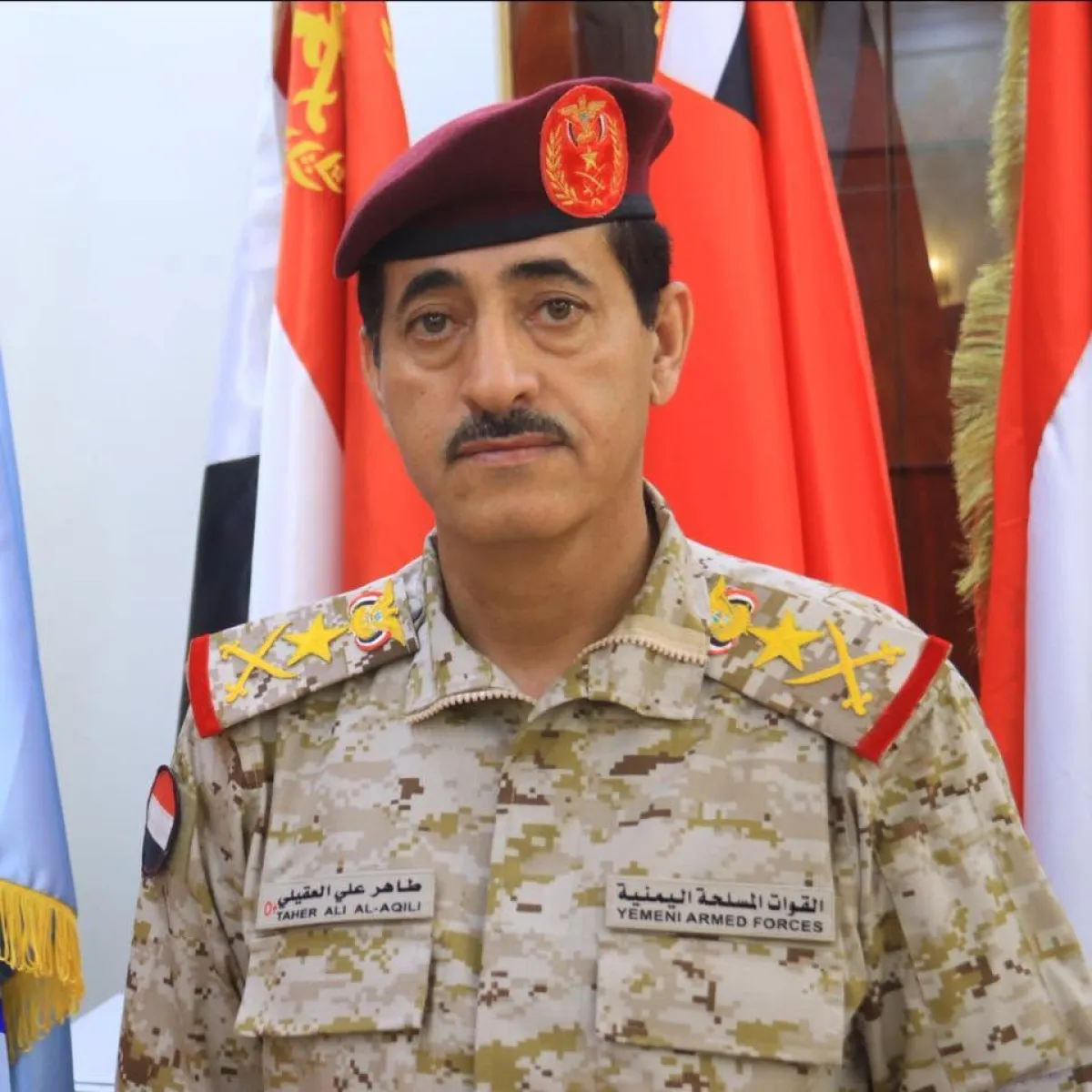 وزير الدفاع: القوات المسلحة في أعلى درجات الجاهزية لحسم معركة استعادة الدولة وإنهاء الانقلاب الحوثي