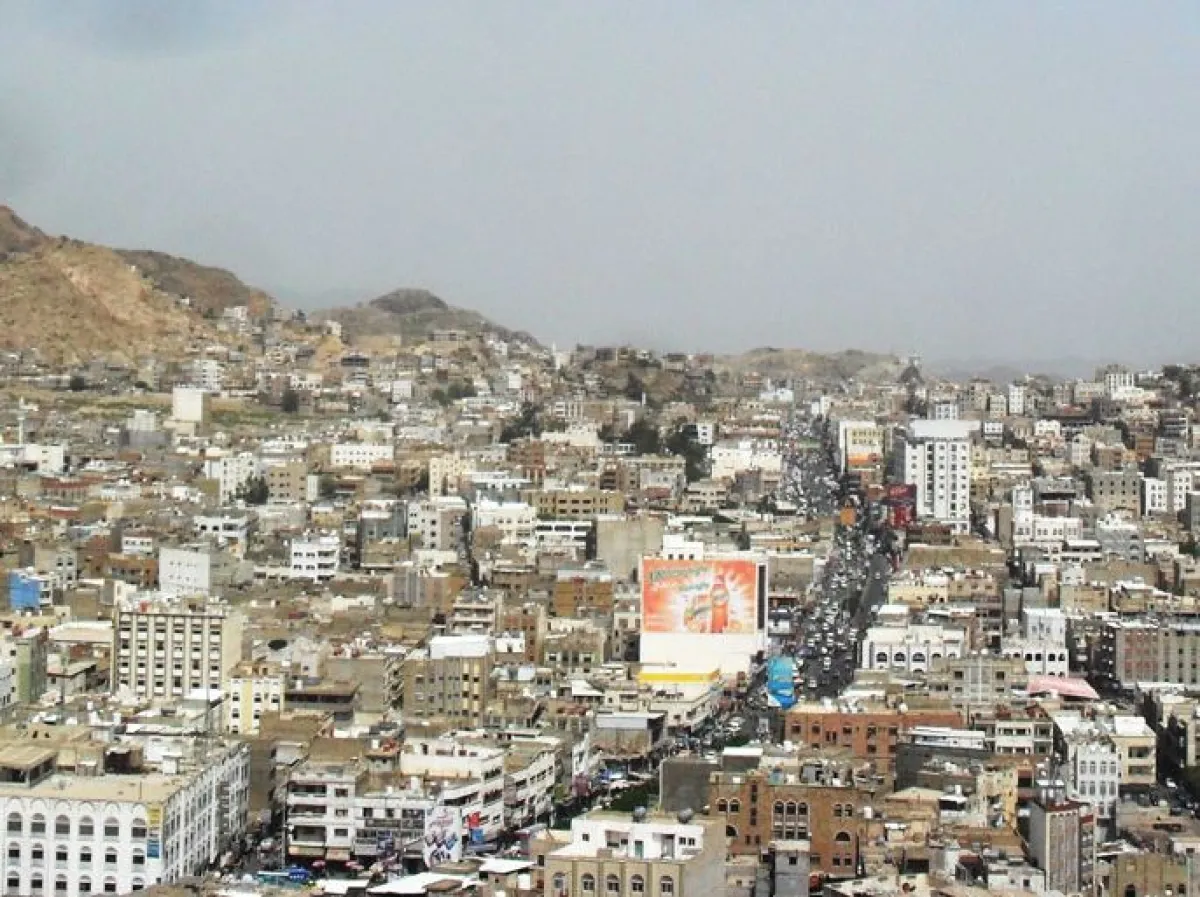 مقتل امرأة وإصابة زوجها وشقيقها في هجوم مسلح على منزلهم وسط تعز