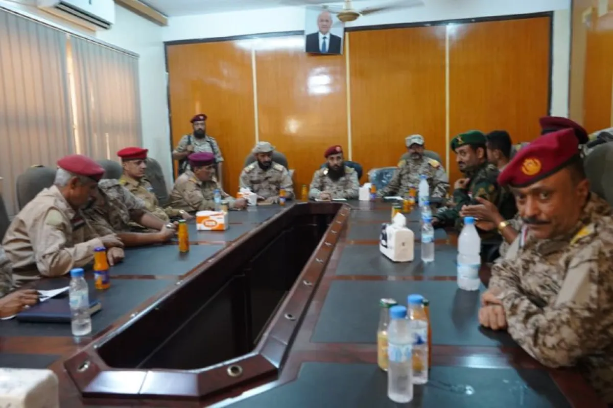 العسكرية الرابعة ترفع الجاهزية وتؤكد وحدة الجبهات لمواجهة الحوثيين