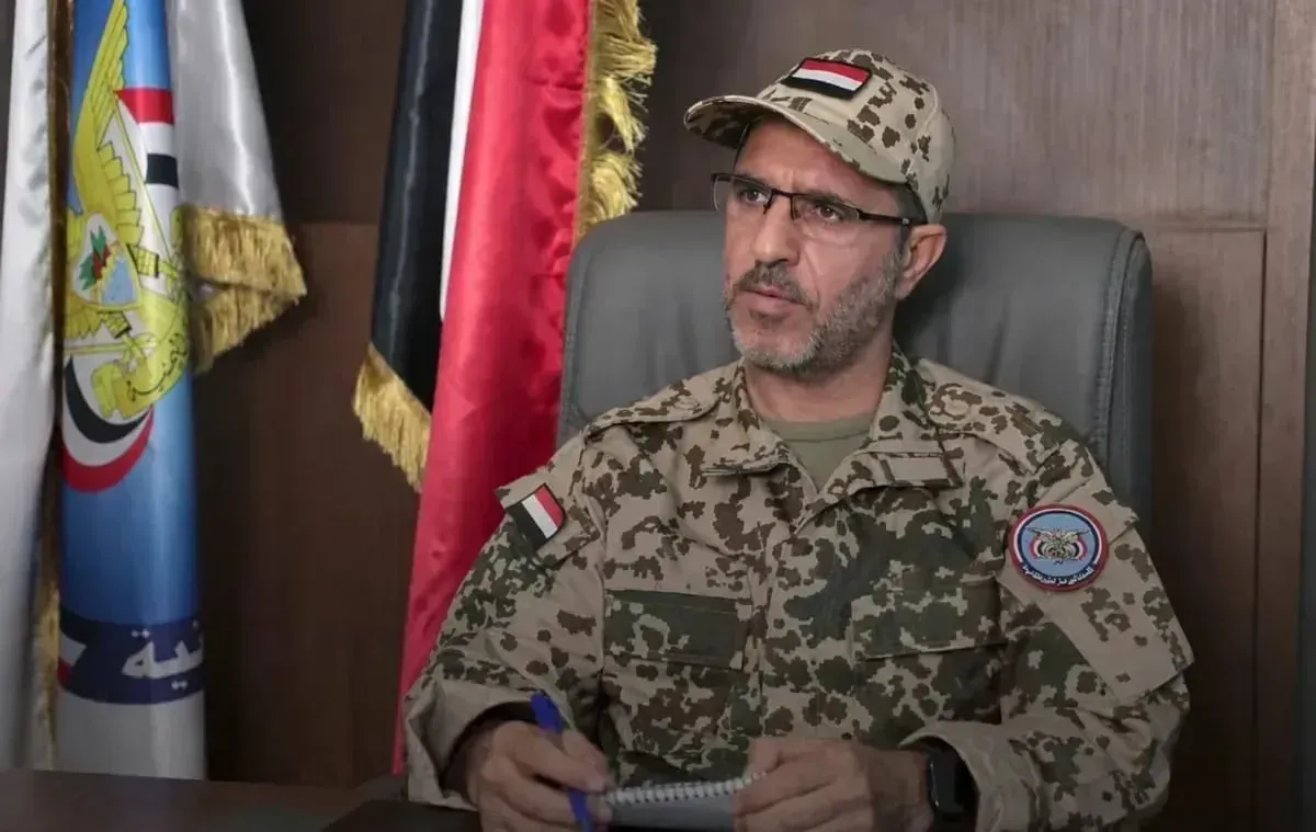 دويد: إنهاء تهديد الحوثيين للملاحة يبدأ بتحرير موانئ الحديدة