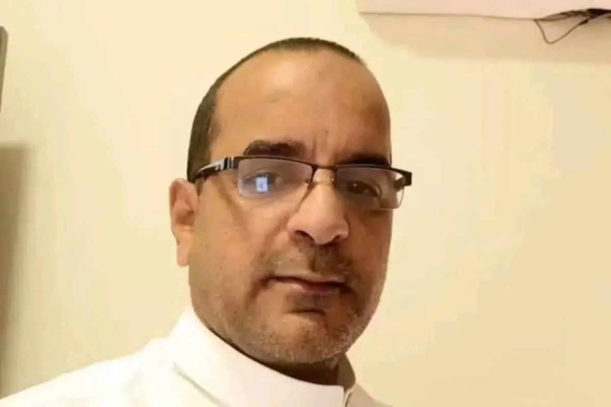 مقتل مواطن يمني طعناً داخل مسجد أثناء صلاة الجمعة في الصومال