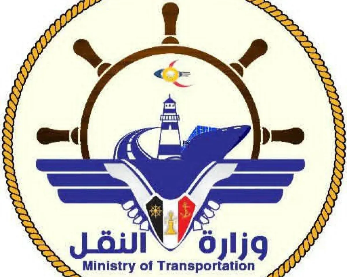 وزارة النقل تدين استهداف الحوثيين ميناء المخا وترفع الجاهزية وتفعّل خطط الطوارئ