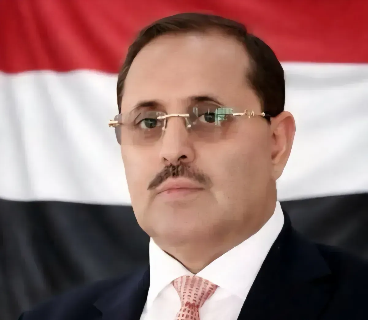 الوزير أبو حورية: قصف ميناء المخا إرهاب يستهدف اليمنيين ومصادر رزقهم