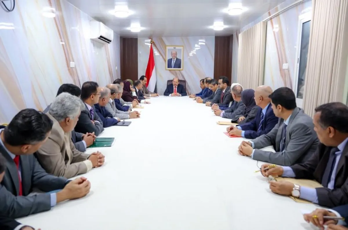 مجلس الوزراء: لن نتعامل مع التصعيد الحوثي كأمر واقع وسنواجهه بحزم وقوة
