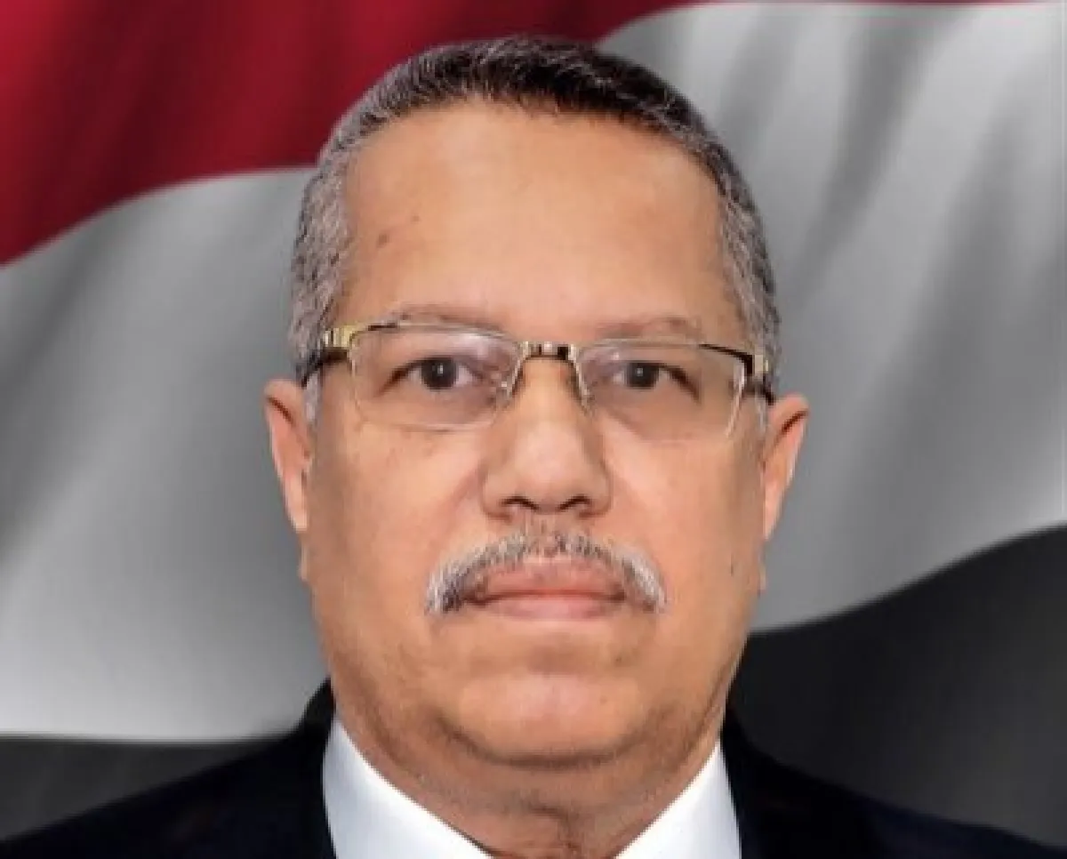 بن دغر يدعو المؤتمريين لتوحيد الصف وتعميق تحالف المواجهة لهزيمة الحوثيين