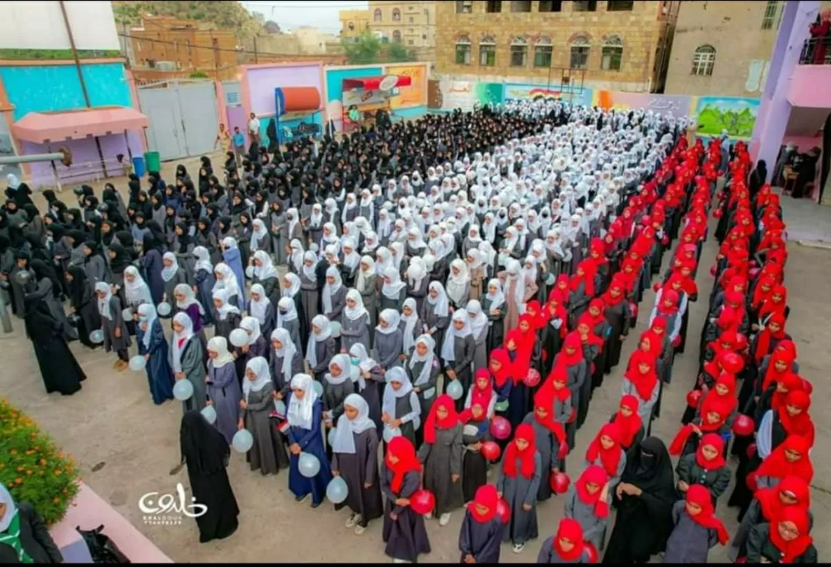 تعز.. السلطة المحلية تشدد على إلزام المدارس الأهلية بالرسوم المعتمدة وتتوعد المخالفين