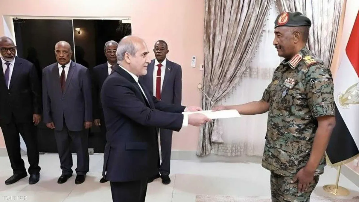 من العفر إلى السودان.. تقرير يكشف مساعي الحوثيين لبناء شبكة نفوذ عسكرية على الضفة الأفريقية للبحر الأحمر