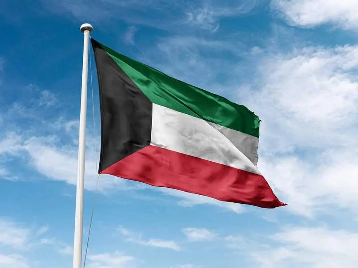 الكويت تعلن التصدي لهجمات صاروخية ومسيرات إيرانية