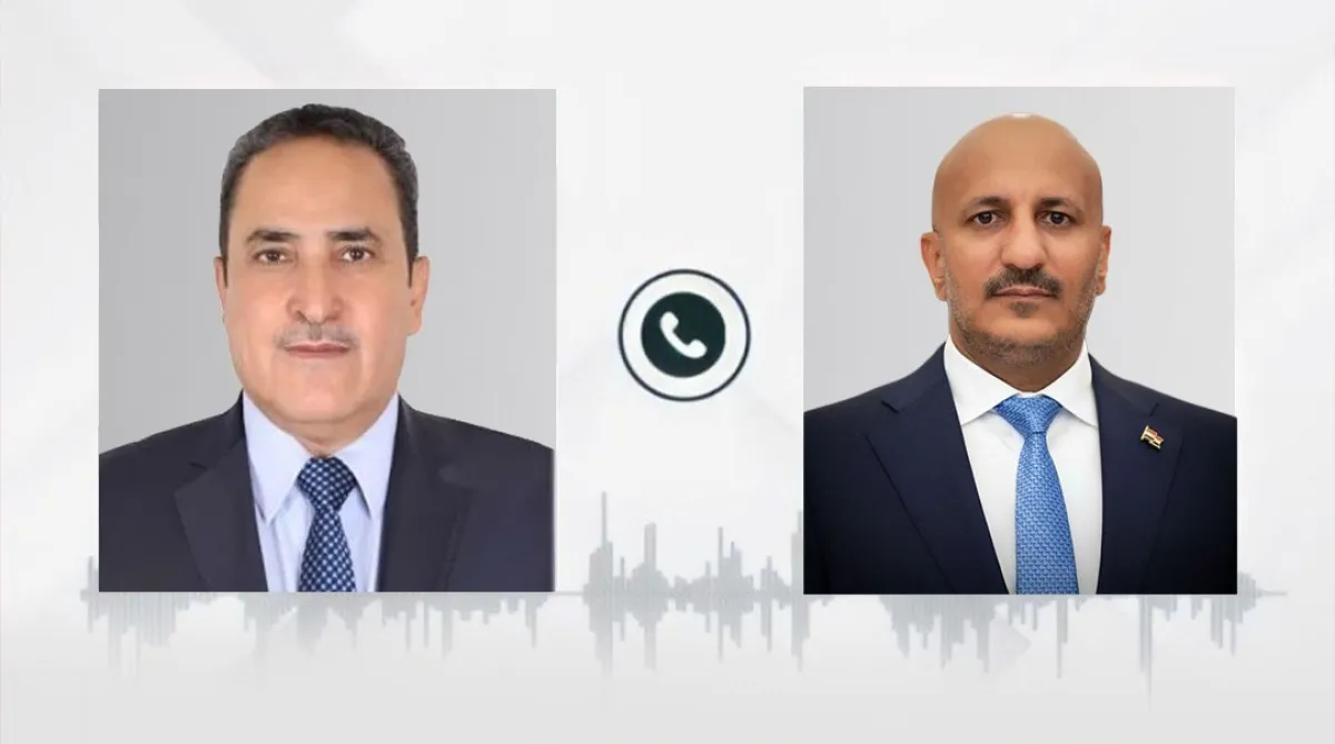 الفريق طارق صالح يعزي المستشار والبرلماني عبدالرزاق الهجري