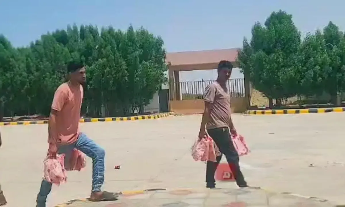 مبادرات شبابية في الخوخة.. حملات توعوية وتبرع بالدم وزيارات للجرحى