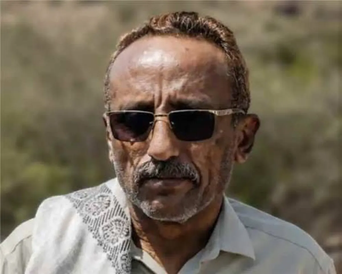 مدير عام موزع يدعو أبناء المديرية إلى توحيد الصفوف ومؤازرة أهالي الأُتيمة والعَقَمة ومفرق الكدحة
